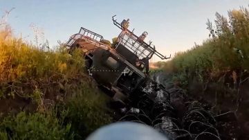Дроны ВДВ из засад уничтожают живую силу и технику ВСУ на подступах к Орехову