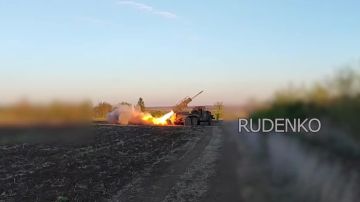 Андрей Руденко: Артиллеристы группировки войск «Восток» уничтожили опорник украинских боевиков из РСЗО «Град» в Запорожской области