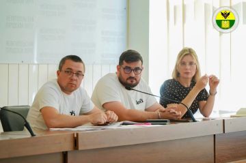 Сергей Золотарёв: В администрации городского округа Мелитополь состоялось заседание по вопросам разработки муниципальных программ
