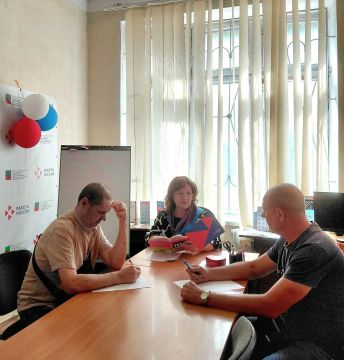 Спокойствие как навык: в Днепрорудном прошел практикум по управлению стрессом