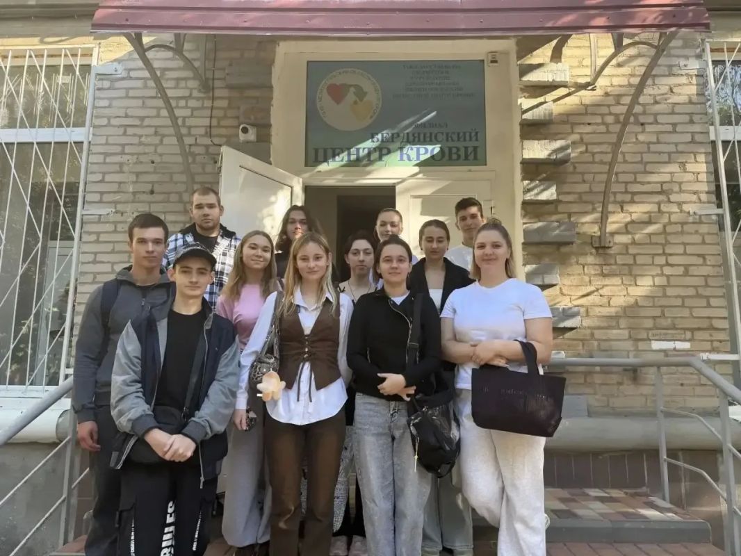 Студенты-медики из Бердянска сдали кровь для раненых и пострадавших от атак БПЛА