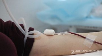 Студенты из Бердянска сдали кровь для пострадавших от атак БПЛА
