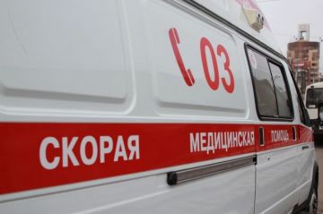 В Энергодаре дрон ВСУ ударил по машине скорой помощи, сообщил глава города Максим Пухов