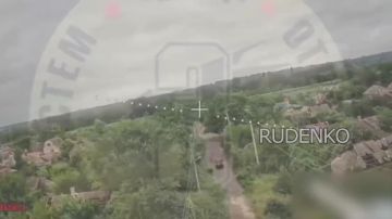 ������� ����� ����������� ������, ����������� ������ ������ � ������� ��� ������, ���������� ���� ��� �� ������������� �����������