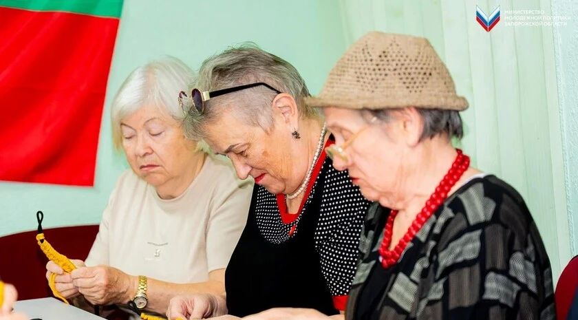 Мастер-класс по плетению тактических браслетов прошел в Мелитополе