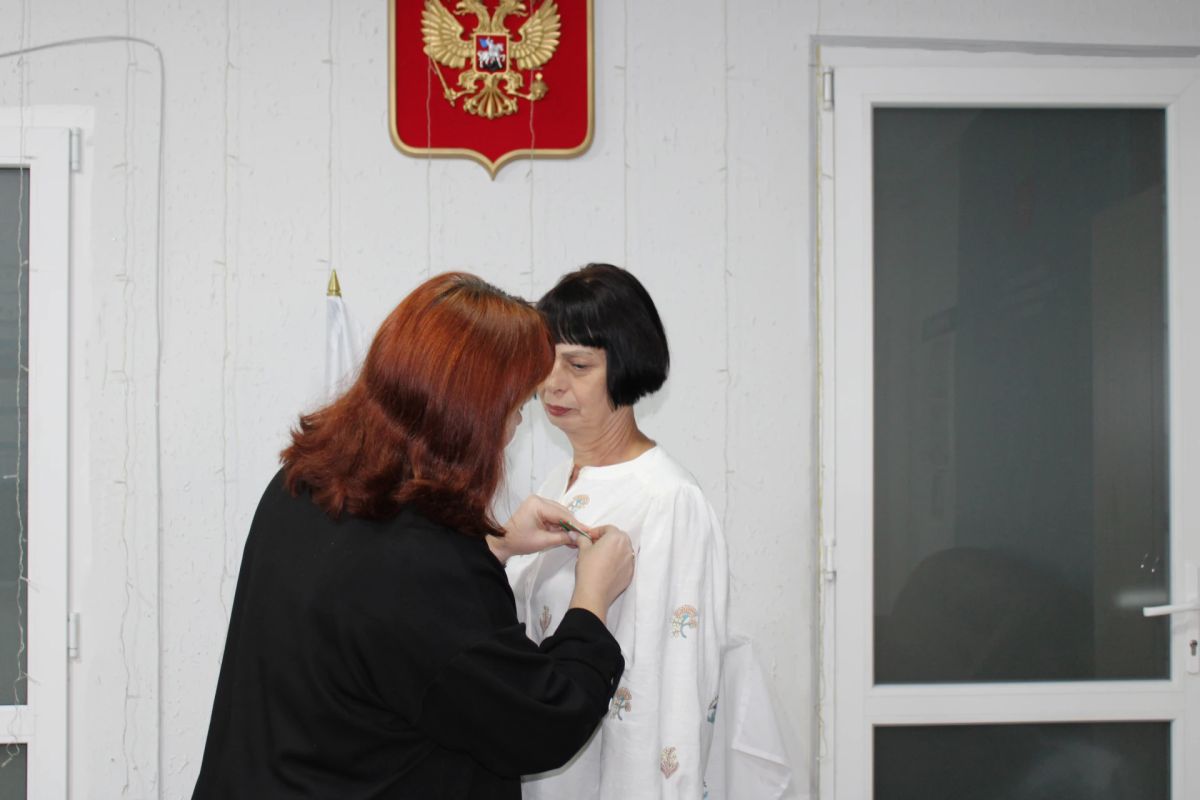 В Запорожской области наградили специалиста муниципального архива
