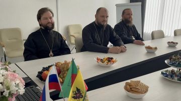 Министр труда и социальной политики Запорожской области вместе с Епископом Бердянским и Приморским обсудили поддержку населения