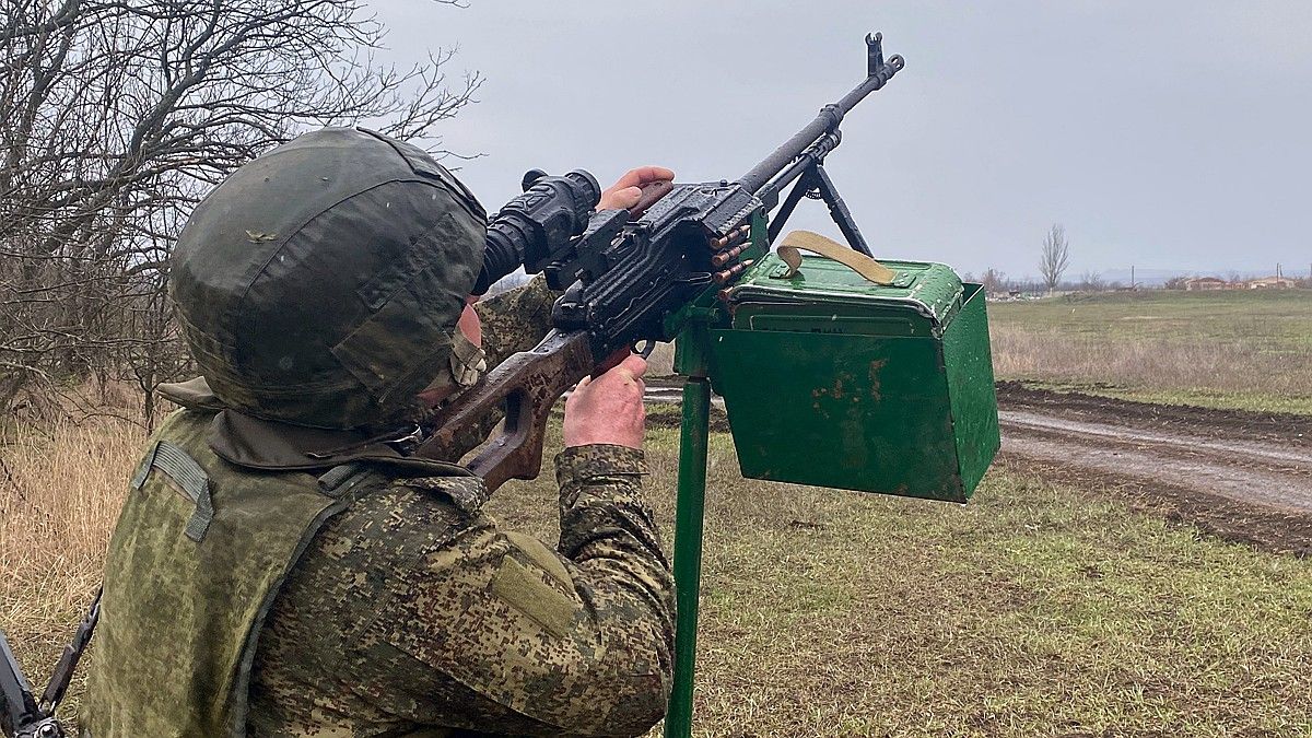 Россия отодвигает ВСУ подальше от границы и ломает систему подвоза боеприпасов для ВСУ: что сейчас происходит в зоне СВО