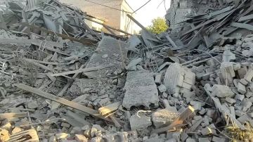 ВСУ ударили по школе прифронтового поселка Пришиб Запорожской области, в которой находился избирательный участок, сообщил губернатор Балицкий