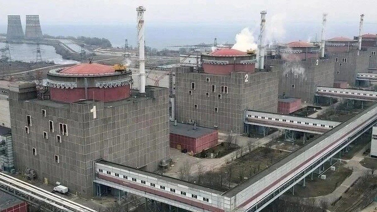 Боевики ВСУ атаковали пост радиационного контроля ЗАЭС, он поврежден