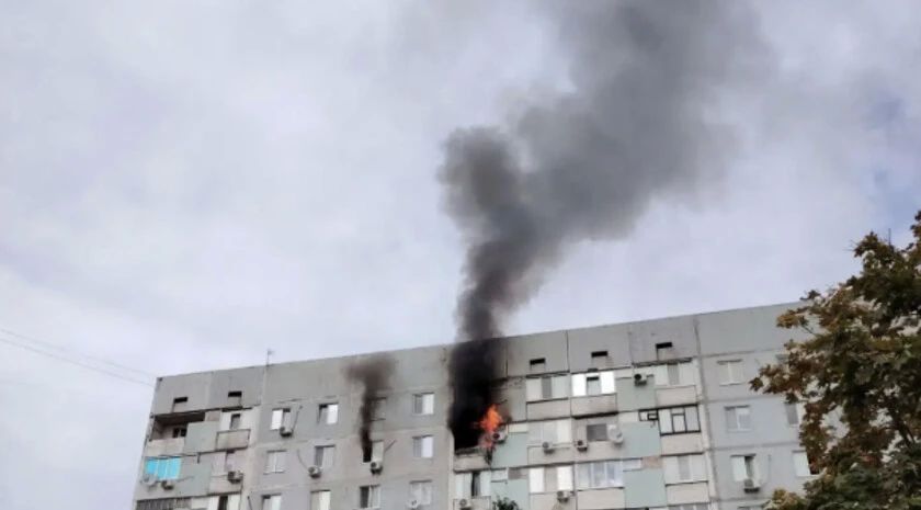 FPV-дроны ВСУ повредили квартиру и кровли трех домов в Энергодаре