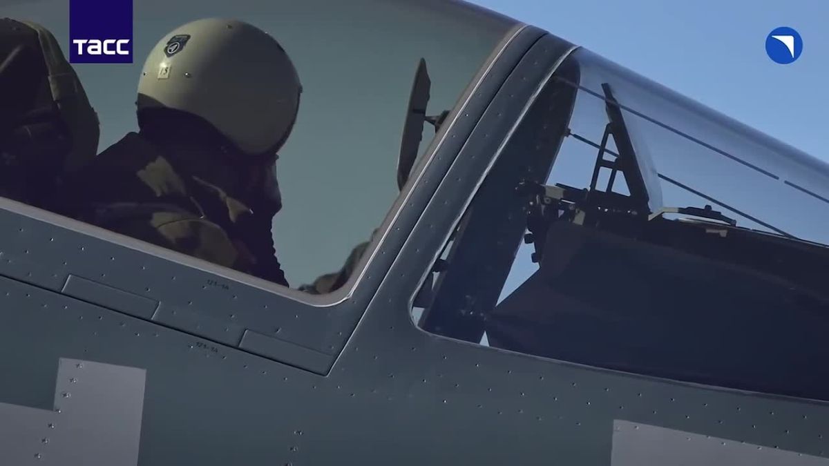 Очередная партия истребителей 5-го поколения Су-57 передана в войска