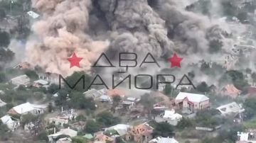 Два майора: Запорожский фронт. Операторы БПЛА 42-й гвардейской дивизии делятся кадрами боевой работы нашей фронтовой авиации