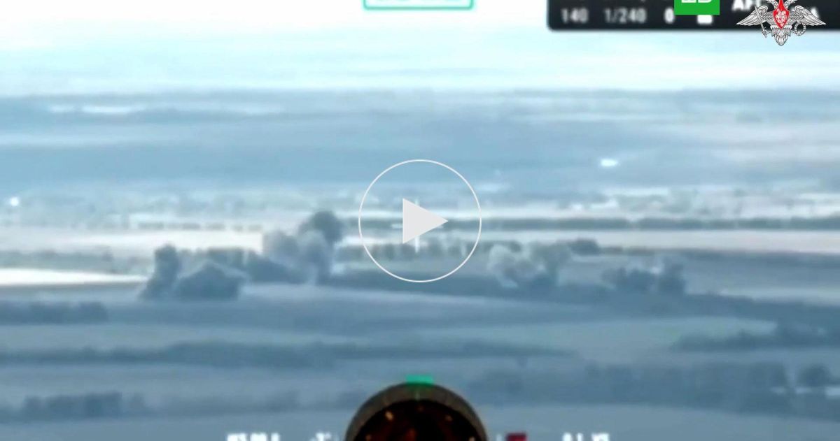 Минобороны показало видео боев за Светлую Долину