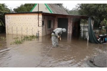 В Мелитополе при наводнении пришлось откачать 2500 кубических метров воды