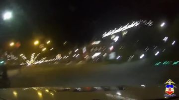 Мать 14-летнего подростка, которой лихачил на электробайке в центре Йошкар-Олы, привлечена к ответственности, экшн-кадры экстремального заезда приобщены к делу