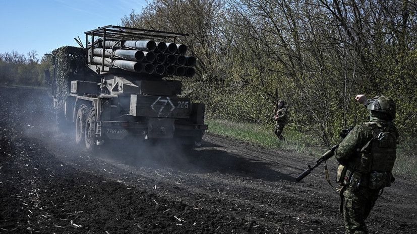 Все попытки вырваться пресечены: ВС РФ продолжают сжимать кольцо окружения противника в Харьковской области и ДНР