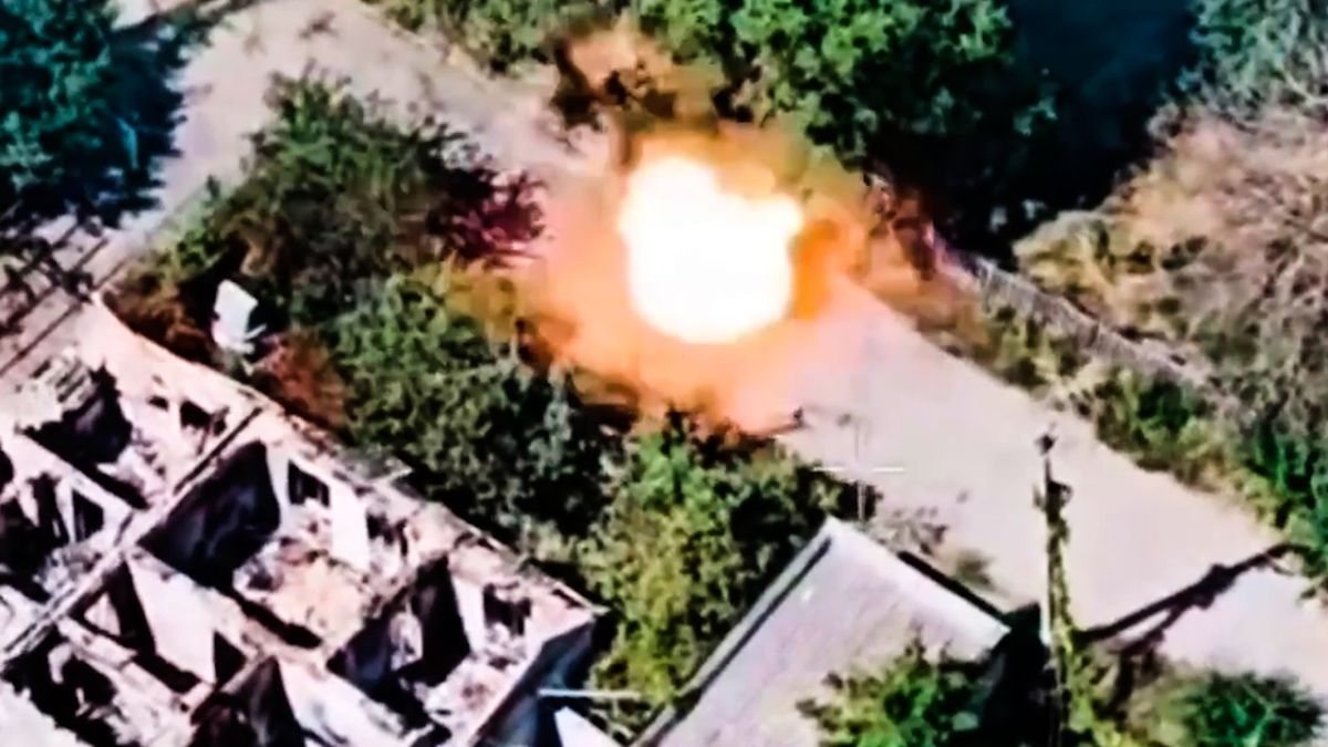 Минобороны показало видео с боями за Самойловку в Запорожской области