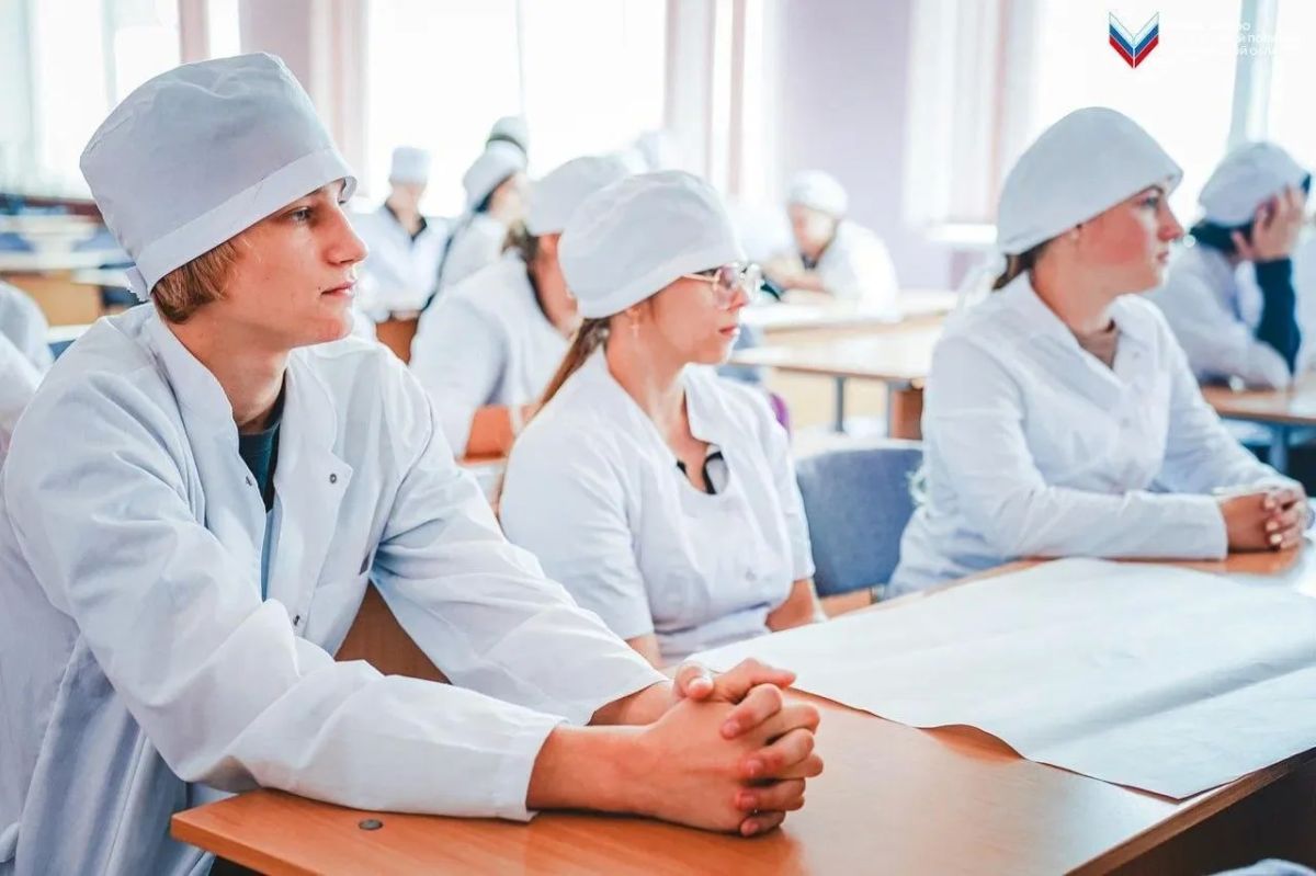 Для студентов Бердянского медицинского колледжа прошёл образовательный интенсив по профессиональному развитию