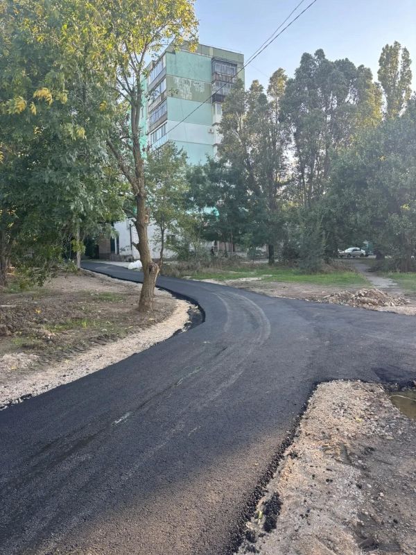 Вслед за новыми водопроводами – новые асфальтовые дорожки