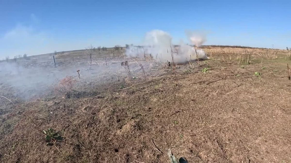 Российские штурмовики оттачивают навыки взятия опорного пункта врага в Запорожской области