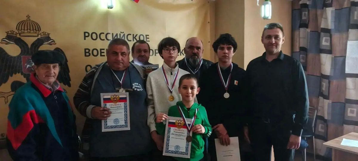 В Бердянске прошёл городской блиц-турнир по шахматам