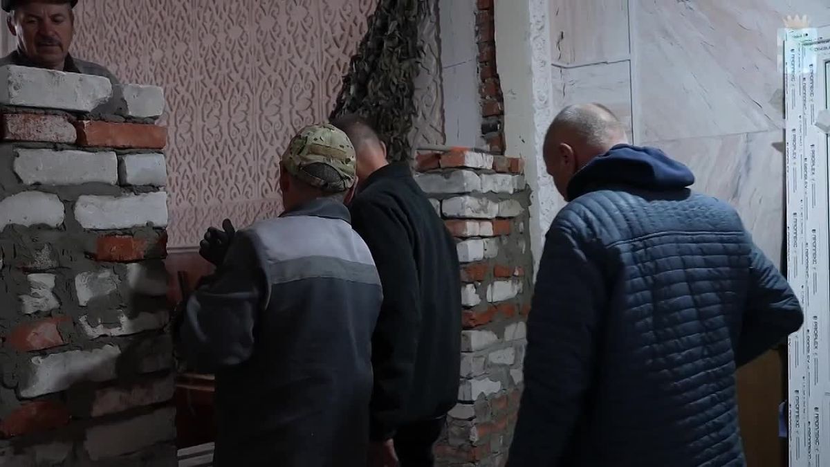 Контроль за обновлением соцобъектов: Алексей Кичигин проверил ход ремонта Дома культуры в Новопетровке