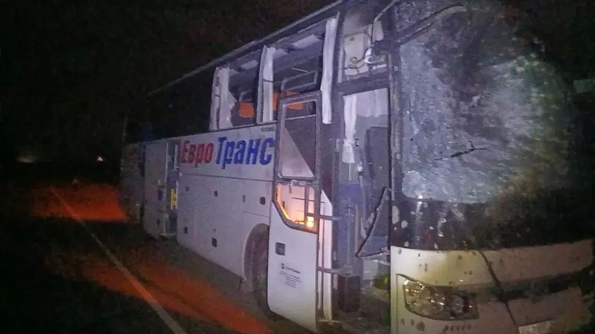 Три человека пострадали из-за атаки БПЛА ВСУ на автобус Москва-Мелитополь