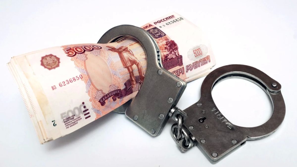Специалист отдела опеки и попечительства украла деньги у ребенка, оставшегося без попечения родителей