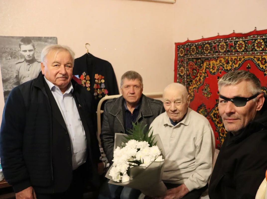 ДВА СОЛДАТА - ДВЕ СУДЬБЫ, Сегодня особенный день — ветерану Великой Отечественной войны Андрею Кузьмичу Беликову исполнилось 104 года!